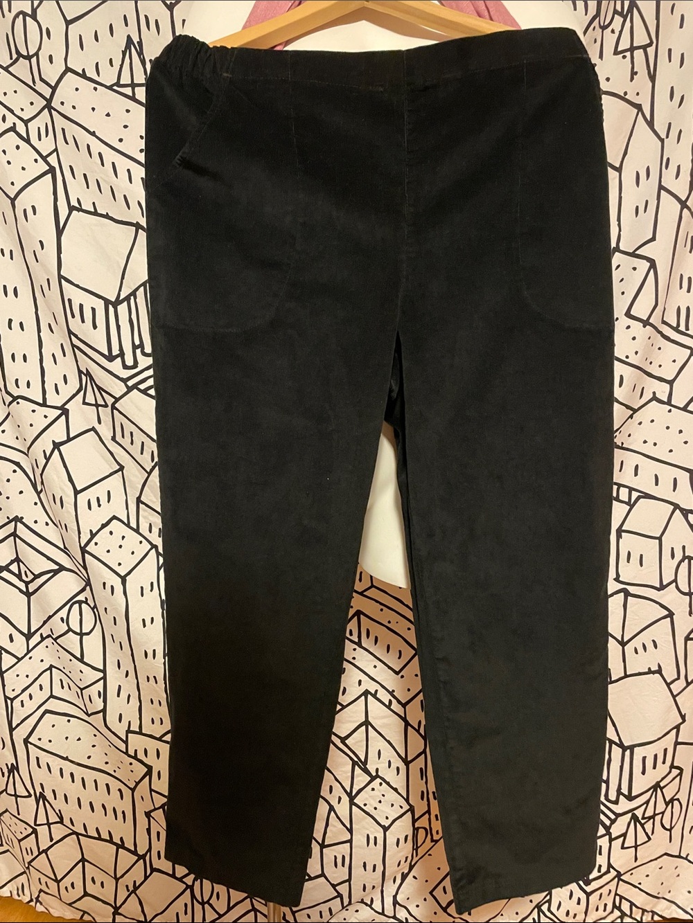croft & barrow Black Corduroy pants- 16P with pockets